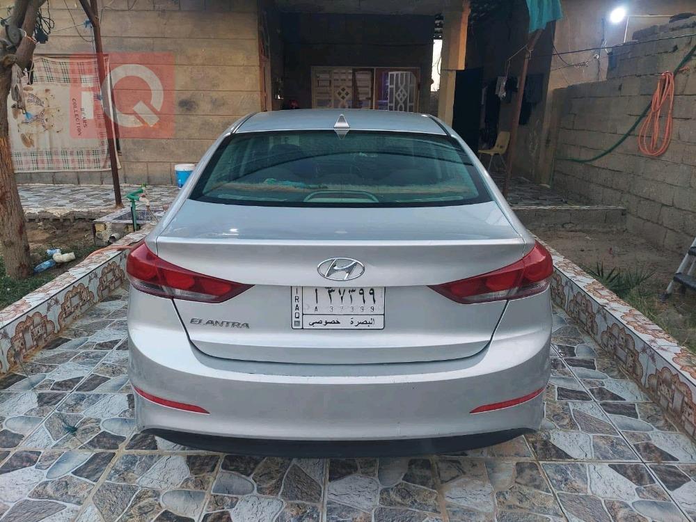 هیوندای ئەلەنترا